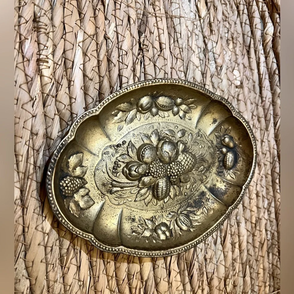 Sweet Vintage Brass Fruit Trinket Tray Flower Home Decor Textured Dainty Texture
